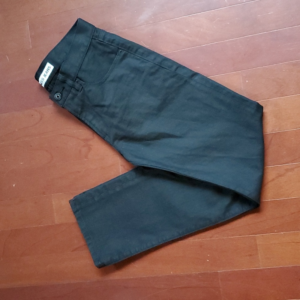 Express Men's Rocco Slim Fit Straight Leg Jeans in black 30x32